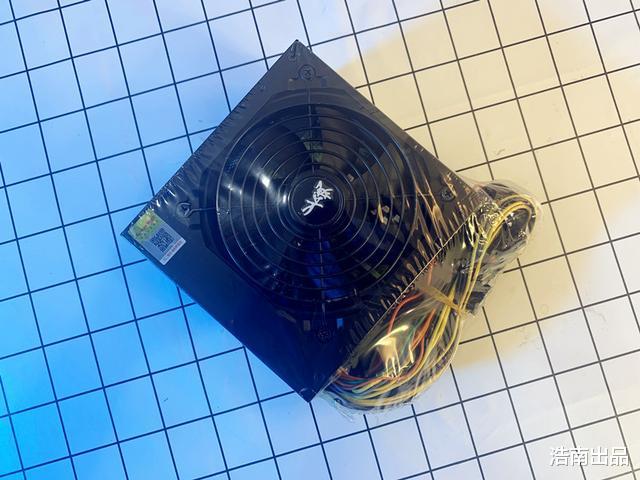 显示器|4499元组装一套电脑，十代i5芯片，配27寸显示器很完美