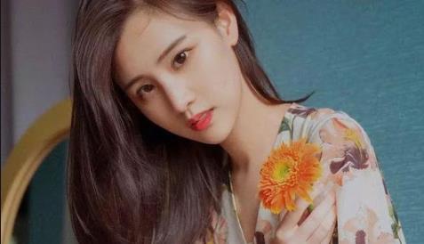 「」女性机器人火了，皮肤触感“赛真人”，有3个很实用的功能！