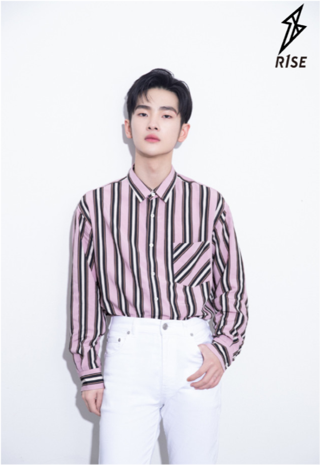 娱你有瓜|周震南不受父母老赖风波影响晚会照常上，网友向广电总局举报，工作人员回应