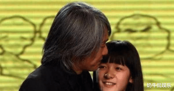 张含韵|娱乐圈中的4对干父女，第4位竟让干女儿怀孕，被骂人渣都难泄愤！