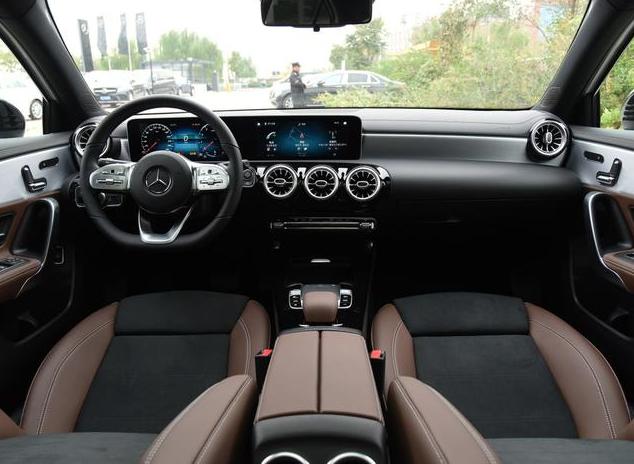 易烊千玺■年轻人也买得起BBA！盘点奔驰宝马奥迪入门车，均价15万就能入门