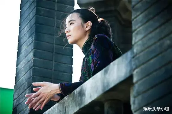 宋佳|绝了！插足已婚导演，还死不承认？