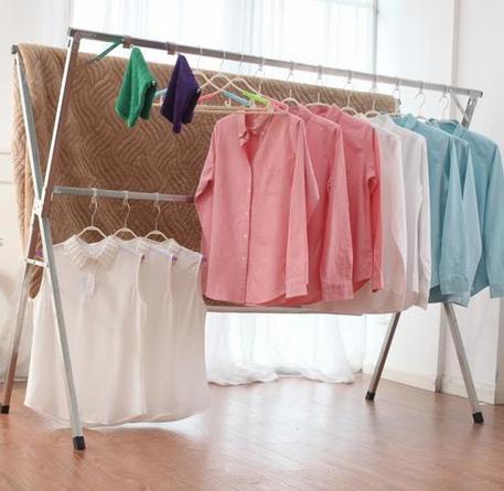 ＂?家里没阳台，晾衣成难题，试试“隐形”晒衣架，好用还不占地方＂