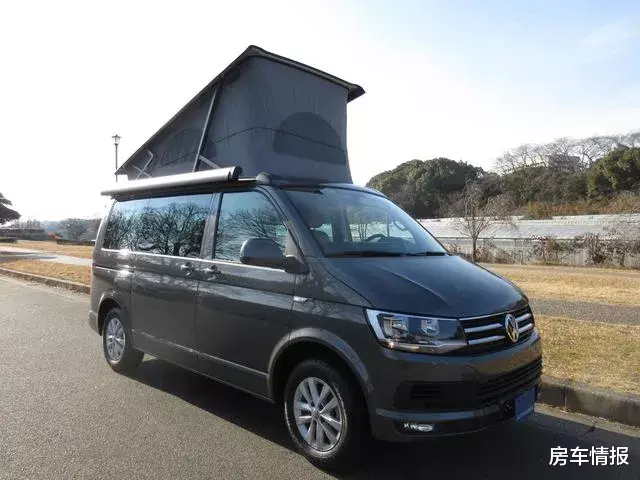 「房车」国内十分少见的大众升顶房车，上下两张床能住4人，带4驱油耗10L