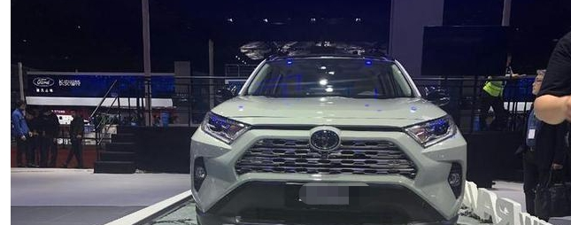 日产奇骏|想买一辆家用SUV，目前比较钟意CRV和RAV4以及奇骏！请问哪款好？