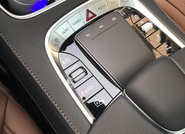 奔驰S级@开过奔驰S级,再提宝马7系,谁层次高,车主发自内心地说了感受