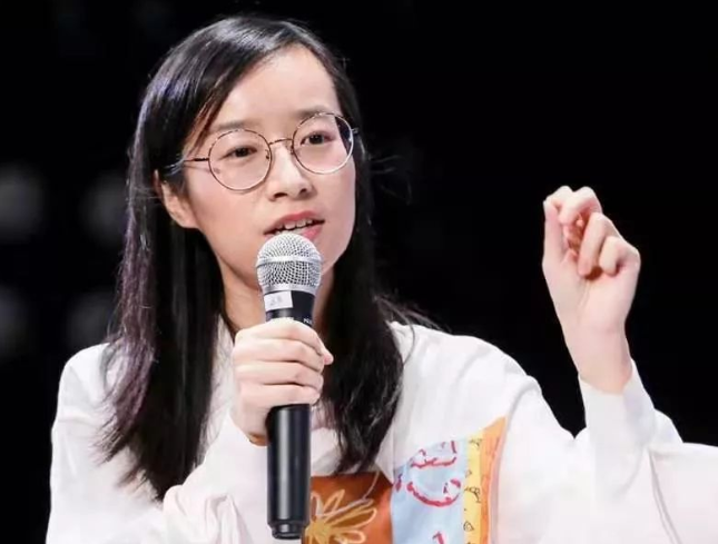 哈佛大学|农村女孩被保送北大却拒绝，贷款100万赴美读哈佛，如今过得怎样