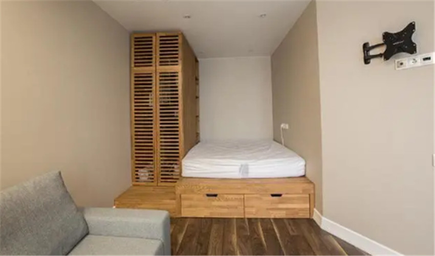 老年小妙招|卧室不足10㎡放不下床？不如直接做个地台床，省空间又能收纳