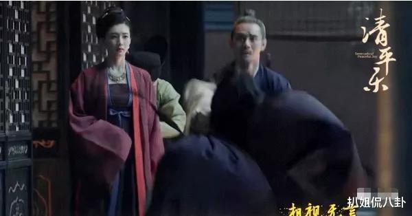 『江疏影』官家坚持把徽柔送回李家，徽柔崩溃自杀，苗娘子跪求官家以死相逼