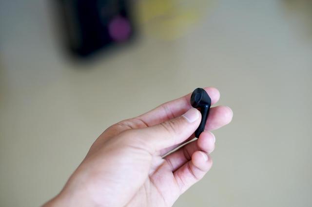 |泥炭TrueAir2半入耳全面提升 带来最具性价比高配TWS