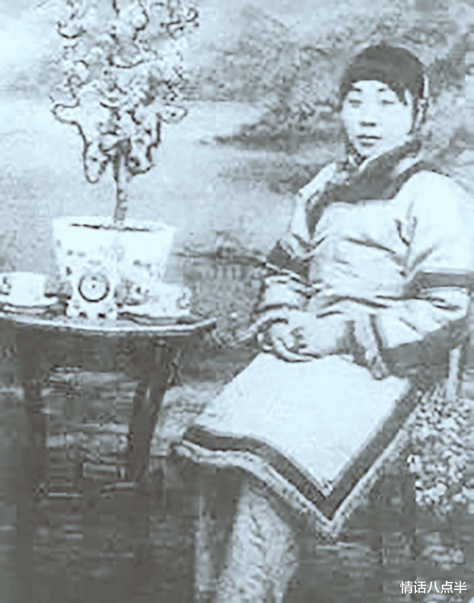 汉语|历史上过目难忘的照片:在机场被红军逮捕的溥仪,棺材里的慈禧太后面目全非