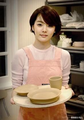 蔡琳|娱乐圈第一对中韩夫妻离婚？结婚请邓伦当伴郎，今孤身带娃回韩国