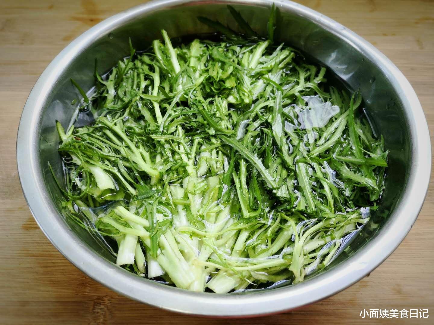 「食材」它是天然的“护眼菜”，多给孩子吃，保护视力眼睛好，不懂太可惜