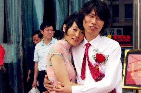 陈琳@与丈夫新婚第一百天，陈琳从阳台上一跃而下，死后为何还带着口罩