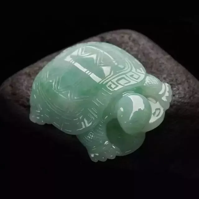 翡翠|关于“翡翠四灵”各自的寓意你都知道吗？