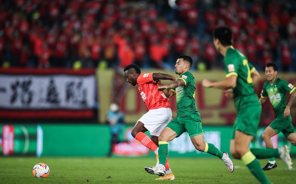 广州恒大|恒大球员赛后评分：艾克森6.7分，塔利斯卡6.8分，此人全队最佳！