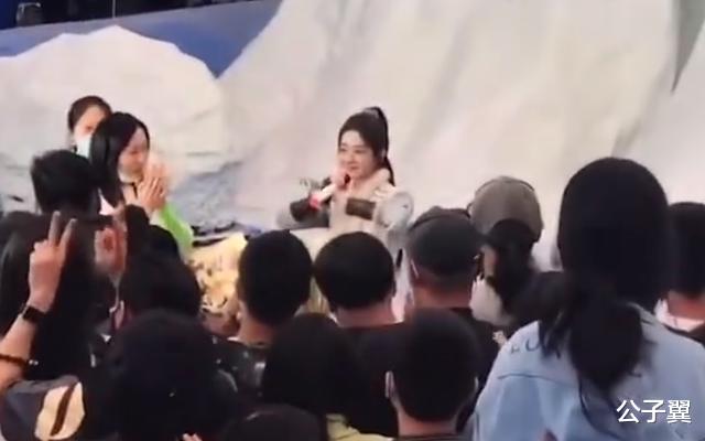 赵丽颖：赵丽颖杀青演讲曝光，泪洒现场，感言情真意切全场动容