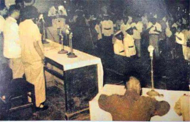 西安|李万铭:建国第一传奇骗子,靠作假当大官娶老婆,最终却死于话多