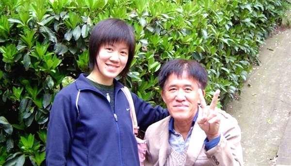 辅导班|高考状元“背着父亲上学，带着爸爸上班”，17年后，人生依然精彩