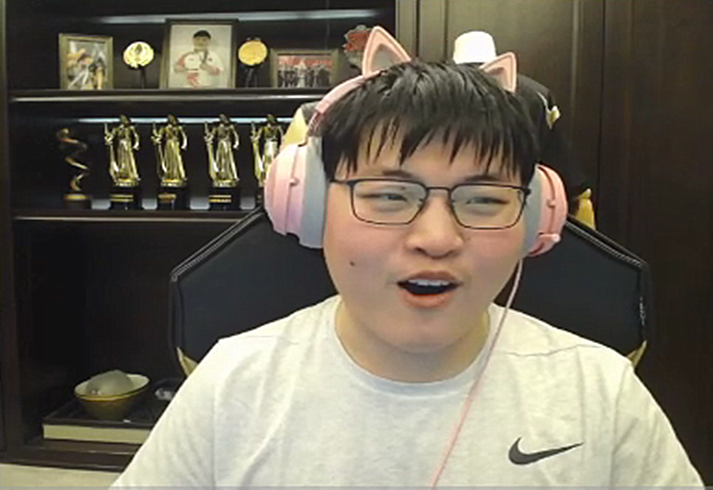 [Uzi]先日炎，后破败，再反甲？uzi用退役起誓，我等不到AD加强那一天！