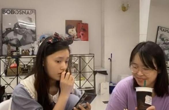 『林允』林允真是娱乐圈最敢吃的！深夜大口吃火锅，却因坐姿粗鲁被骂惨