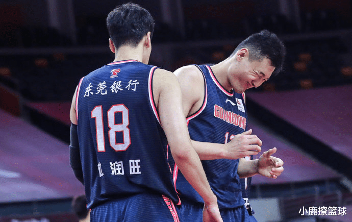 广东男篮|广东宏远全队进行减压！杜锋主动揽责，朱芳雨罕见开会