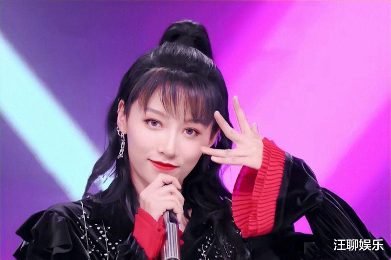 #乘风破浪的姐姐#《乘风破浪的姐姐》口碑、评分双爆炸，果然“降维打击”是硬道理