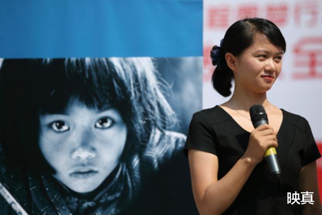 公益：希望工程当年救助的“大眼睛女孩”，如今踏入仕途，升官至厅级！