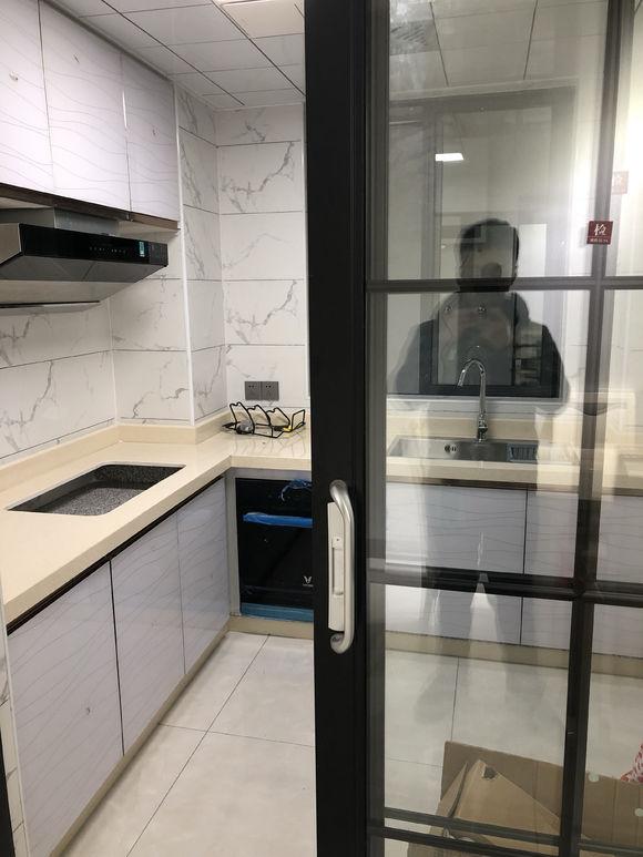 历经六个月，终于好了，也不知道什么风格了，大概10万左右