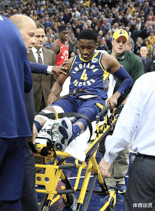 奥拉迪波|够自信！28岁榜眼拒绝1.3亿合同，重伤归来仍要顶薪？看看考辛斯吧