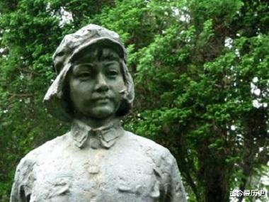 革命|她为掩护主席而牺牲,头颅被敌人割下挂城墙上,丈夫后成开国元帅