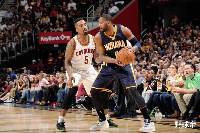 「勒布朗·詹姆斯」詹姆斯带4替补,两超科比逆转26分,你还记得这场比赛吗?