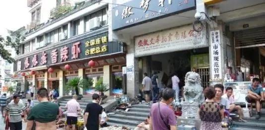 []古玩收藏市场升级，如何走好收藏这条路？