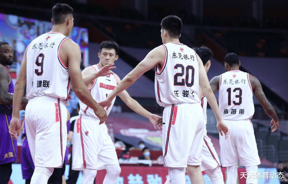 广东男篮|朱芳雨霸气直言，只有两队能给广东造成威胁，总决赛尽量不横扫！