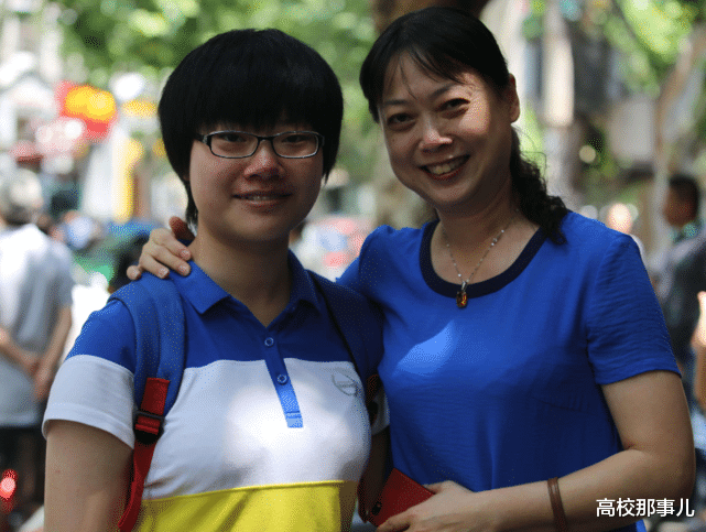 |高考落幕，今年分数线是否会降？专家给出专业分析，考生重点关注