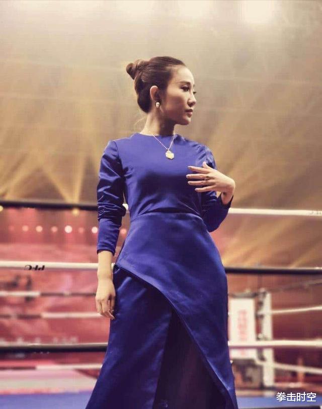 海南@美女主持人点评武术大师：最强骗子是连自己都骗，没被打死算侥幸