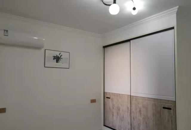 |晒晒简约装修的新房,就差家具还没入场,全屋包给熟人花了10万