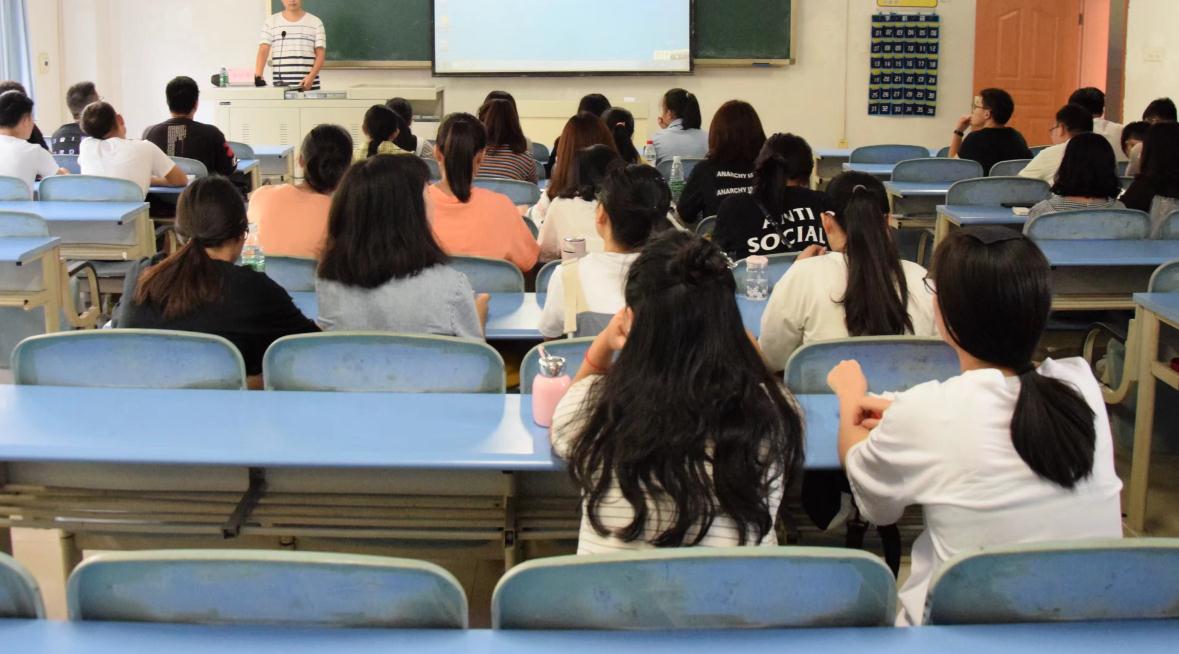 「求职」高三女生填报：这8个“本科专业”就业保险，找工作没问题