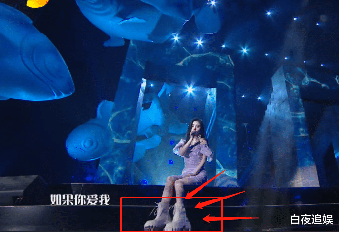 鞠婧祎|鞠婧祎身高159,与张翰站一起看似没争议,鞋底却暴露了真实身高