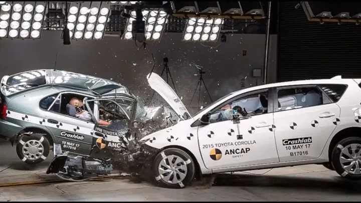 保研|主驾驶和副驾驶的A柱，一样硬吗