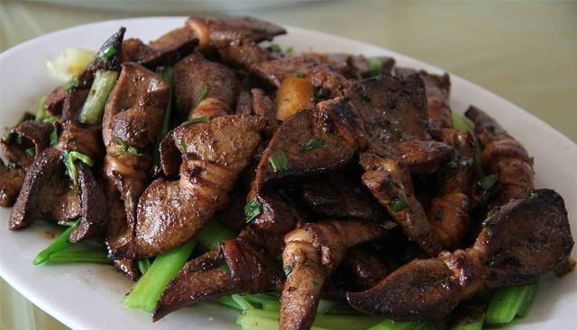 [衰老]雌激素即将“断流”的女人，4物最好尽早拉黑，切莫自讨苦吃