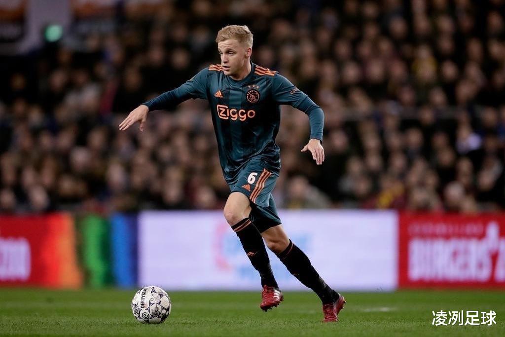 「曼联」卖一买二! 意甲豪门9000万砸博格巴, 曼联补中场锁定范德贝克+马竞铁腰