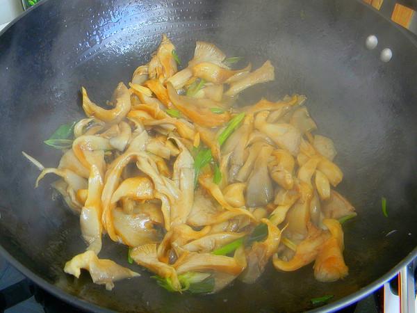 平菇|医生不会告诉你，它是强碱性食物，补血防脱发，上了年纪要常吃