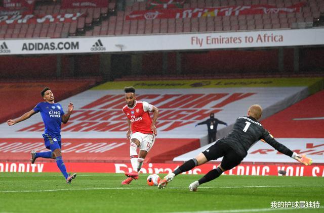 阿森纳@85分钟绝平！11场10球！英超33岁神锋暴击阿森纳 英超争四白热化