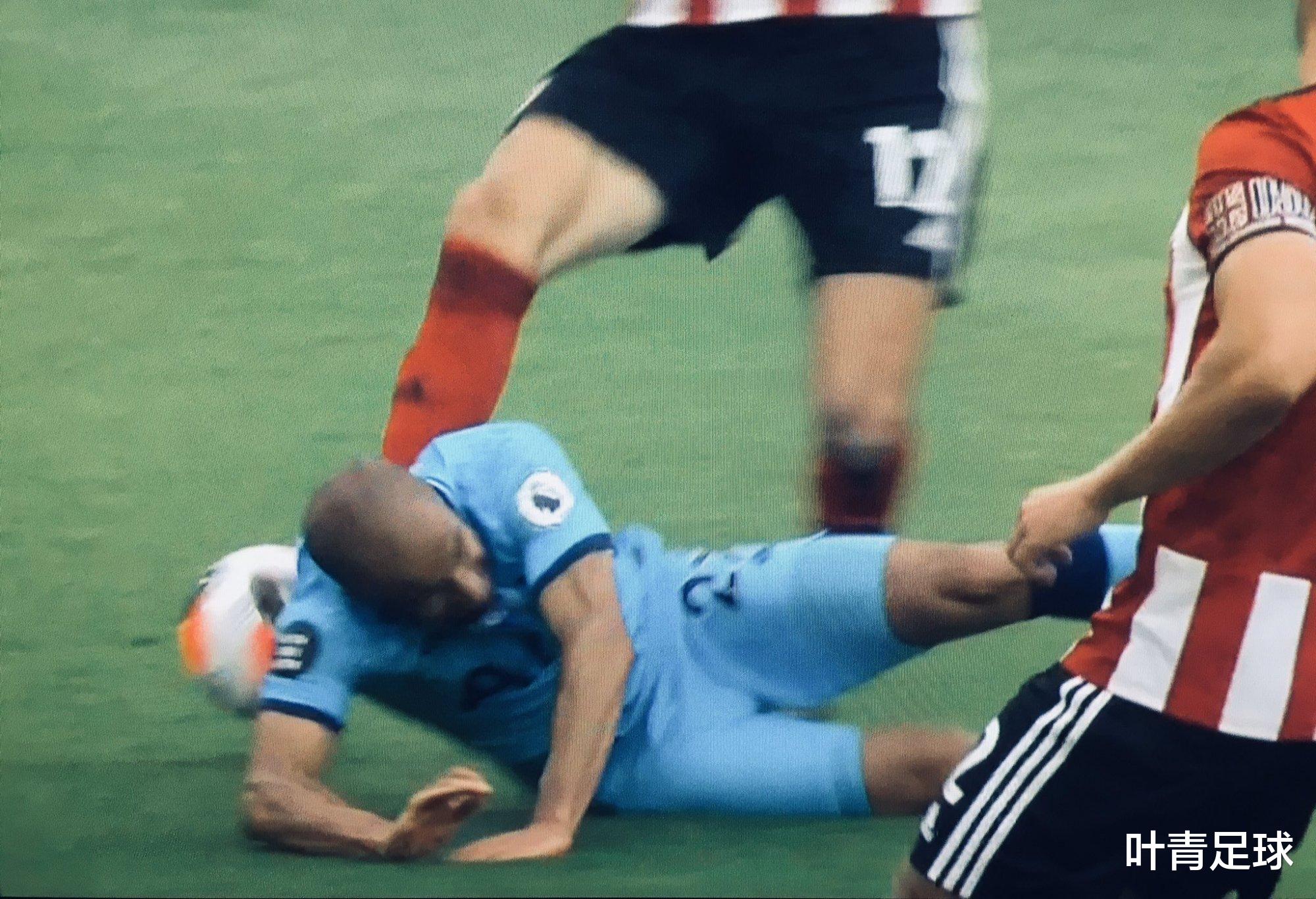 #谢菲尔德联#1-3崩盘!穆里尼奥怒了:抗议裁判+全场黑脸,欧冠梦几乎破灭