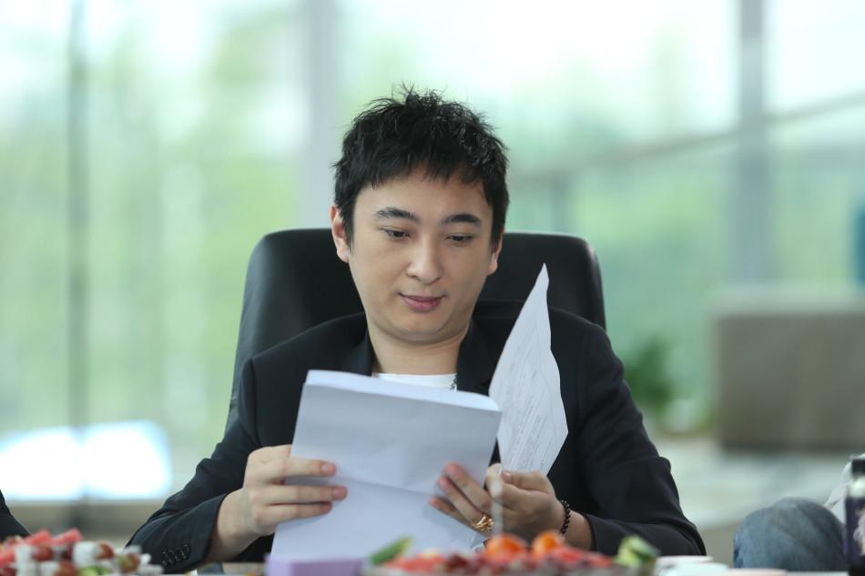 ig|阿水离开IG是被逼的! 王思聪出2000万，阿水只能拿1600万