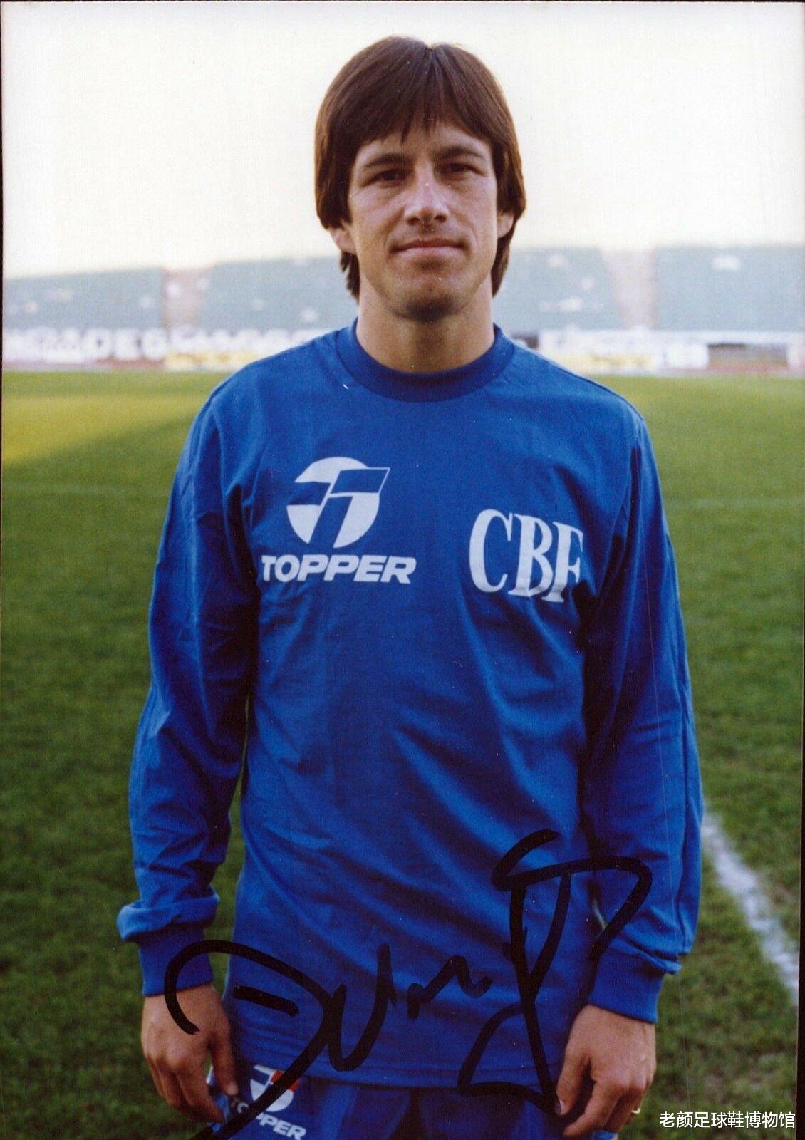 巴西队|排挤战神巴蒂斯图塔被清洗，踢最丑陋足球的巴西队长带队获得世界杯