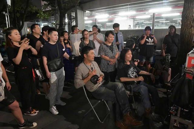 [刘德华]刘德华“零片酬”拍电影，票房不俗，稳站院线港片C位