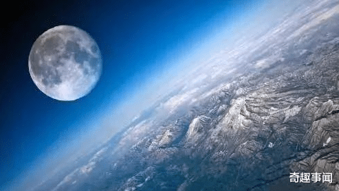 「月球」嫦娥四号发现2500公里盆地，藏2100万亿吨异物，月背隐藏了什么？