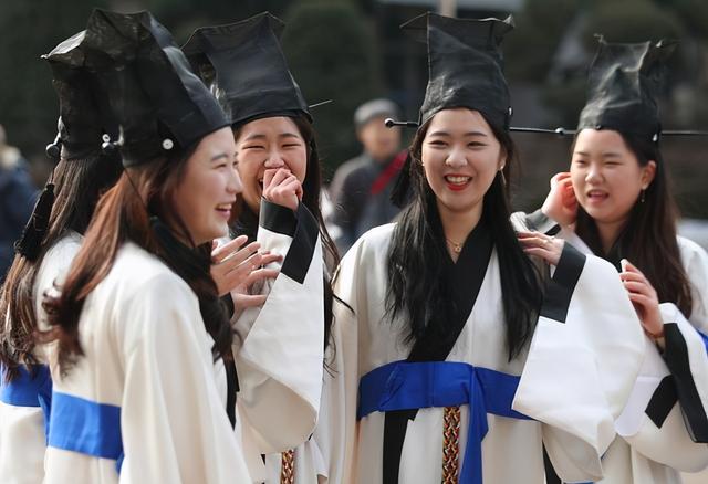 国企|毕业会被国企“哄抢”的4类大学生，发展前景好，你是否在其中？